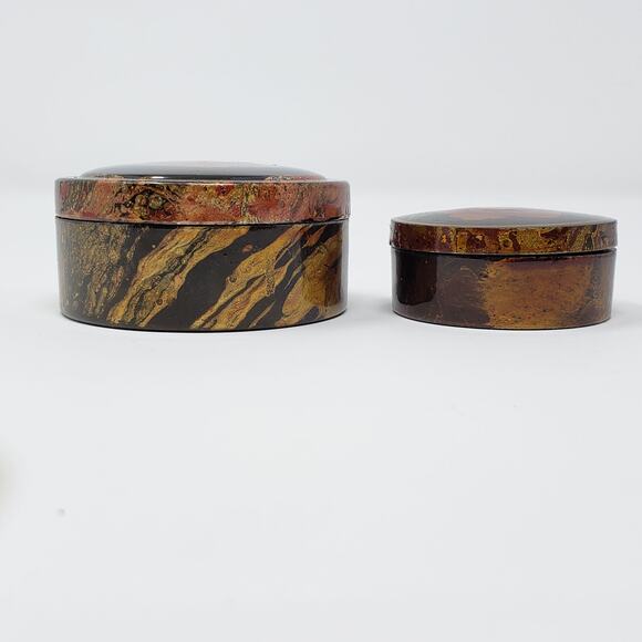 Home Master 2 Piece Hand Painted Lacquer Nesting Round Jewelry Box - Picture 6 of 8